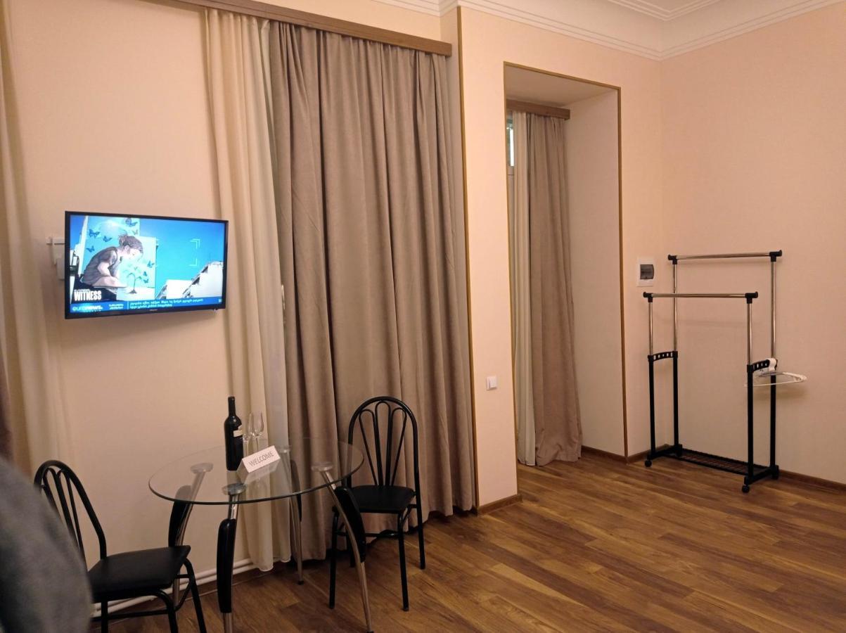 La Maison #7 Тбилиси Экстерьер фото