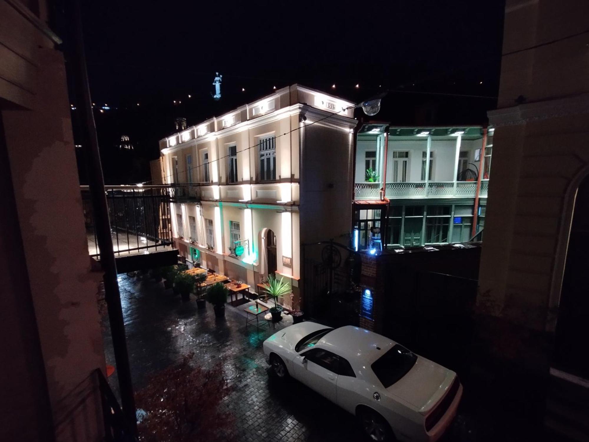 La Maison #7 Тбилиси Экстерьер фото